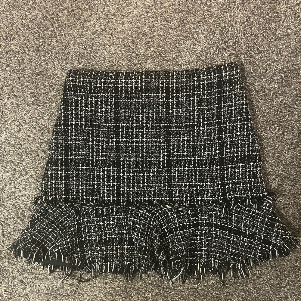Classic black and white plaid mini skirt